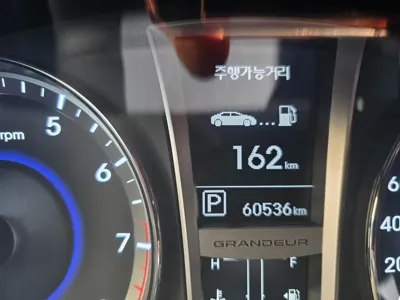 Hyundai Grandeur 2012, 60500 км, за 4201.13 USD - фото 7