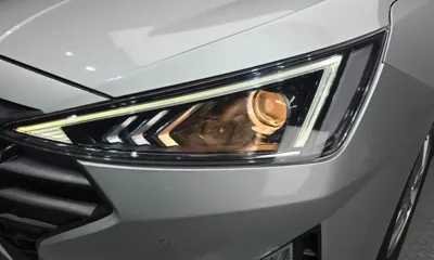 Hyundai Avante 2019, 125075 км, за 7361.57 USD - фото 22