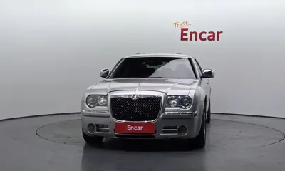 Chrysler 300C 2010, 167961 км, за 1433.23 USD