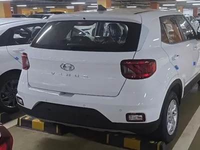 Hyundai Venue 2026, 5 км, за 2187.93 USD