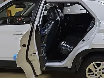 Hyundai Venue 2026, 5 км, за 2187.93 USD - фото 8
