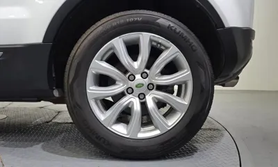 Land Rover Range Rover Evoque 2018, 106981 км, за 8435.08 USD - фото 21