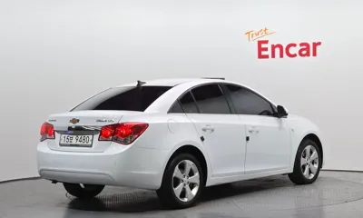 ChevroletGMDaewoo Cruze 2011, 171731 км, за 1255.37 USD