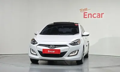 Hyundai i30 2012, 59172 км, за 4948.88 USD