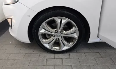 Hyundai i30 2012, 59172 км, за 4948.88 USD