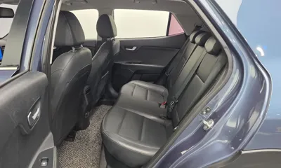 Kia Stonic 2018, 118788 км, за 4820.85 USD - фото 11