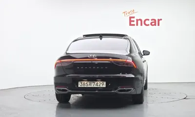Hyundai Grandeur 2021, 58764 км, за 14651.29 USD