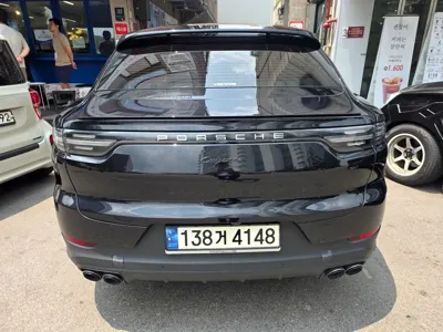 Porsche Cayenne 2021, 134383 км, за 43958.25 USD