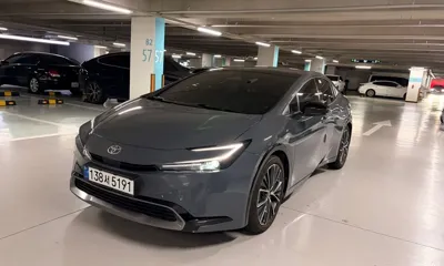Toyota Prius · 2024 год