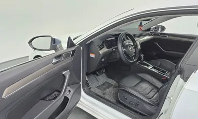 Volkswagen Arteon 2018, 177640 км, за 10726.12 USD - фото 10