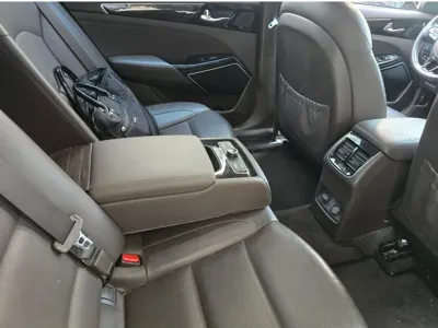 Kia K7 2018, 81678 км, за 9584.88 USD