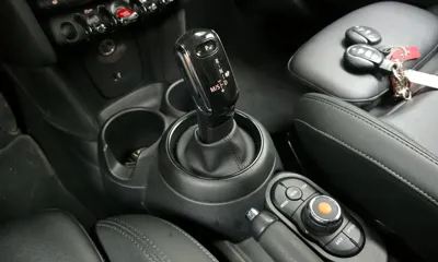 MINI Cooper 2020, 99832 км, за 8342.09 USD - фото 9