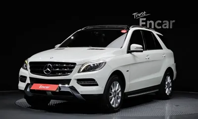 Mercedes-Benz M-Class · 2012 год