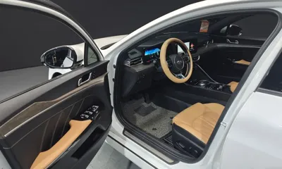 Kia K5 2021, 113582 км, за 12493.4 USD - фото 11