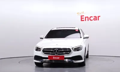 Mercedes-Benz E-Class 2022, 38359 км, за 25827.79 USD
