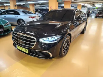 Mercedes-Benz S-Class 2025, 8300 км, за 70198.62 USD