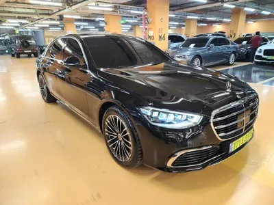 Mercedes-Benz S-Class 2025, 8300 км, за 70198.62 USD