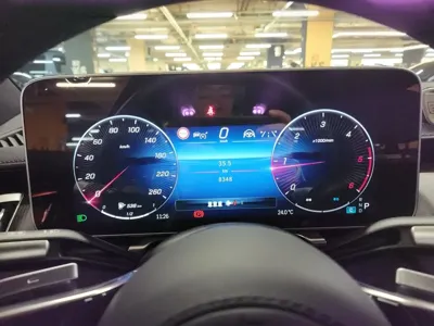 Mercedes-Benz S-Class 2025, 8300 км, за 70198.62 USD - фото 11