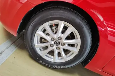 Mazda Mazda 3 Axela 2017, 77200 км, за 7744 USD - фото 10