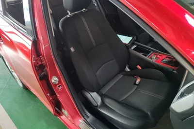 Mazda Mazda 3 Axela 2017, 77200 км, за 7744 USD - фото 19