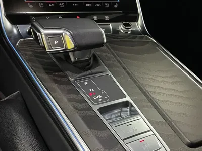 Audi A6 2021, 57870 км, за 22464.48 USD - фото 9