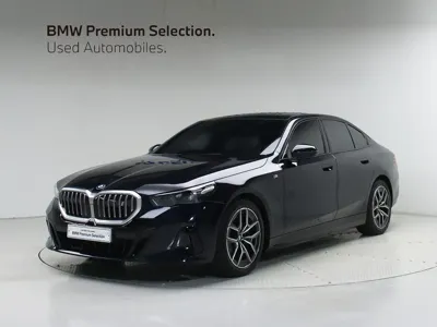 BMW i5 · 2025 год