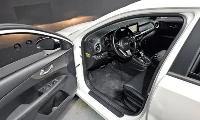 Kia K3 2021, 56320 км, за 8794.79 USD - фото 10