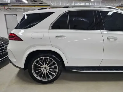 Mercedes-Benz GLE-Class 2023, 50000 км, за 32709.73 USD - фото 9