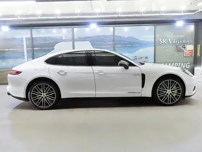 Porsche Panamera 2020, 57650 км, за 60814.43 USD