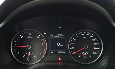 Kia Stonic 2018, 47488 км, за 7220.69 USD - фото 8