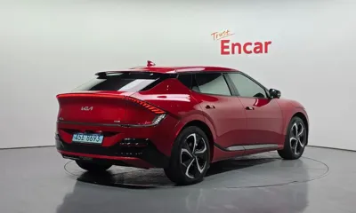 Kia EV6 2023, 28941 км, за 22457.88 USD