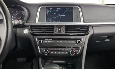 Kia K5 2019, 137022 км, за 8006.52 USD - фото 16