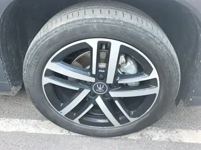 BYD L DM-i 2024, 29200 км, за 12889.69 USD - фото 6