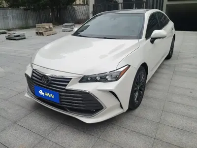 Toyota Avalon · 2020 год