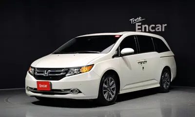Honda Odyssey · 2014 год