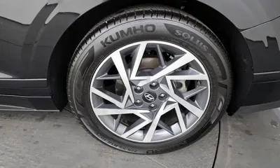 Hyundai Grandeur 2023, 49105 км, за 17172.12 USD