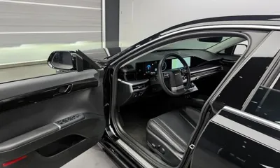 Hyundai Grandeur 2023, 49105 км, за 17172.12 USD - фото 10