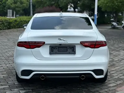 Jaguar XEL 2021, 90000 км, за 12966.37 USD