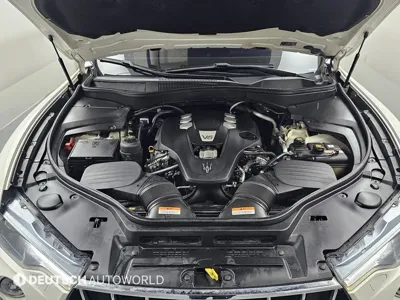 Maserati Levante 2017, 82545 км, за 19495.86 USD - фото 6