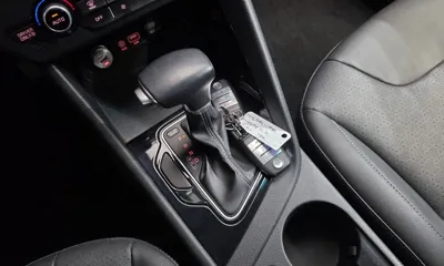 Kia Niro 2019, 72671 км, за 10030.42 USD - фото 9