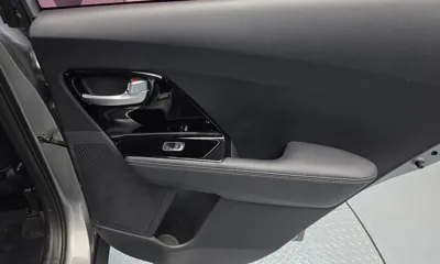 Kia Niro 2019, 72671 км, за 10030.42 USD - фото 25