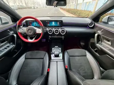 Mercedes-Benz A-Class 2021, 51000 км, за 12301.12 USD
