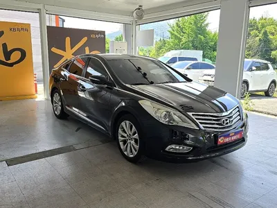 Hyundai Grandeur 2011, 147000 км, за 2535.27 USD - фото 3