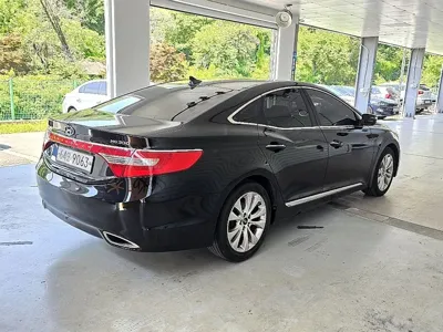 Hyundai Grandeur 2011, 147000 км, за 2535.27 USD - фото 4