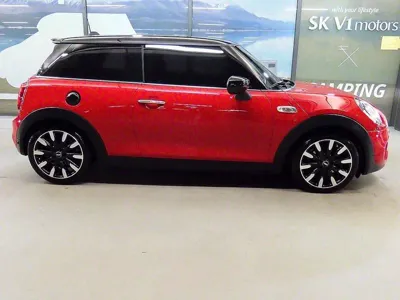 MINI Cooper 2020, 83595 км, за 9580.44 USD