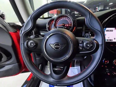 MINI Cooper 2020, 83595 км, за 9580.44 USD - фото 8