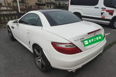 Mercedes-Benz SLK-Class 2011, 24300 км, за 17227 USD