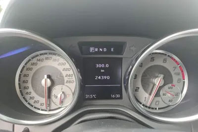 Mercedes-Benz SLK-Class 2011, 24300 км, за 17227 USD - фото 19