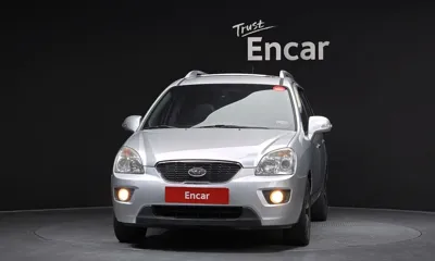 Kia Carens 2011, 110806 км, за 3172.93 USD