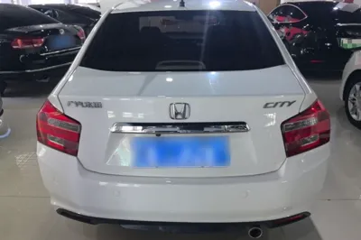 Honda City Classic 2012, 94300 км, за 5872 USD